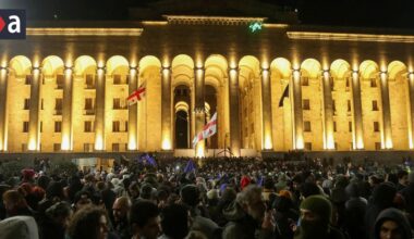 Gruzínski diplomatov protestujú proti zmrazeniu rokovaní s Európskou úniu