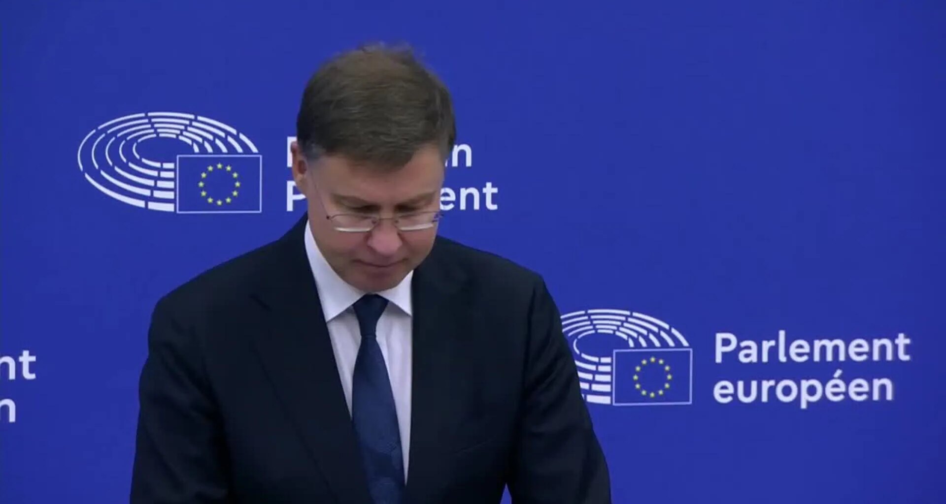 Bruselas pide a España un presupuesto de 2025 con las medidas prometidas en el plan fiscal