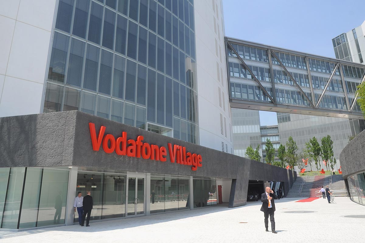 Swisscom: via libera dell'Agcom all'acquisizione di Vodafone Italia
