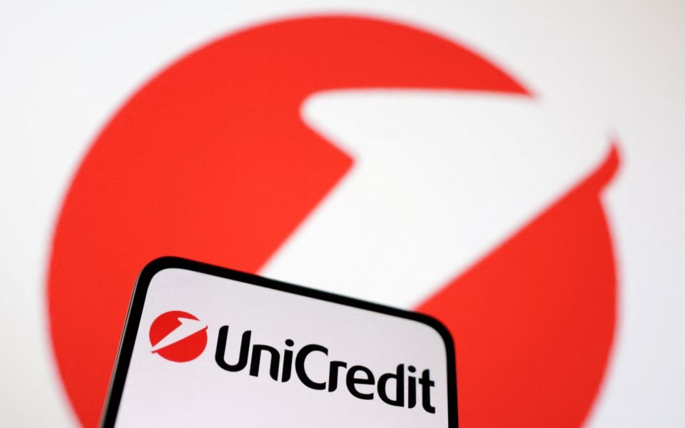 UniCredit says to merge Romanian unit with Alpha Bank Romania