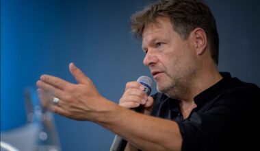 Germany’s Greens hold a war conference