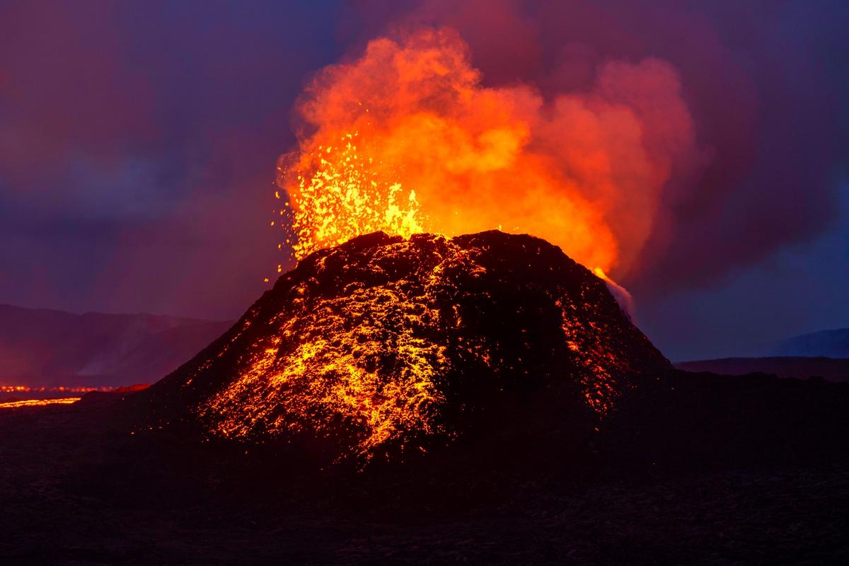 Volcano on Iceland’s Reykjanes Peninsula Erupts