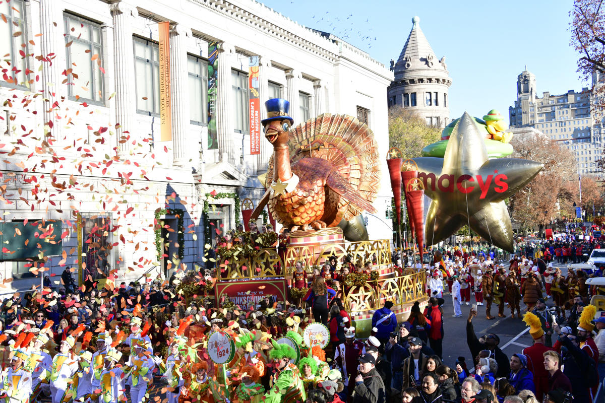 How to watch the 2024 Macy's Thanksgiving Day Parade today
