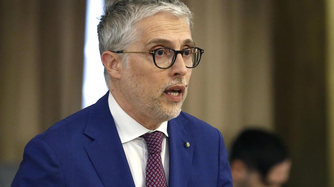 Bagarre in Forza Italia. La ricetta di Cenini:: "Riaprire ai centristi"