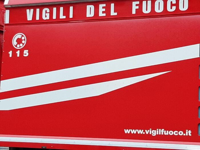 Crolla una palazzina disabitata nel Casertano, 4 persone coinvolte - Notizie