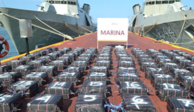 "Narco sub" carrying 8,000 pounds of cocaine intercepted in Pacific Ocean, Mexican Navy says