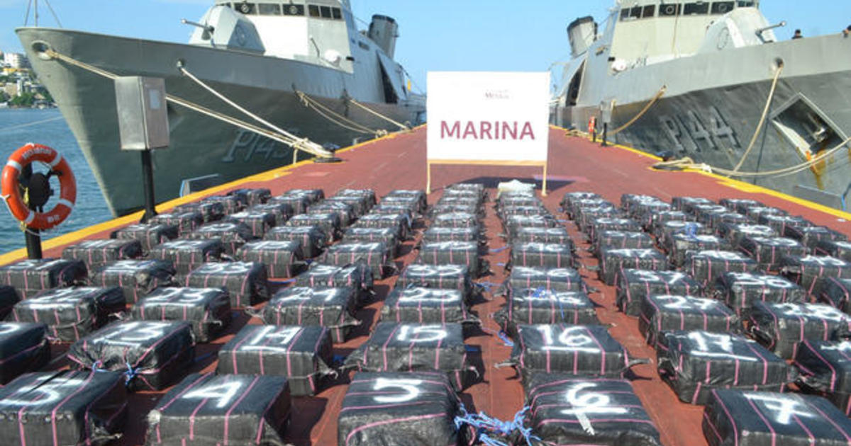 "Narco sub" carrying 8,000 pounds of cocaine intercepted in Pacific Ocean, Mexican Navy says