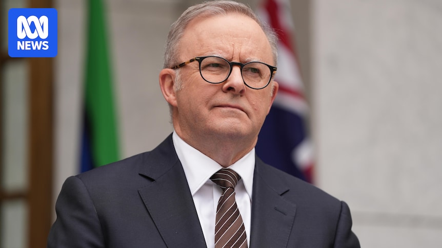 Federal politics live: Anthony Albanese celebrates teen social media ban following marathon parliamentary session