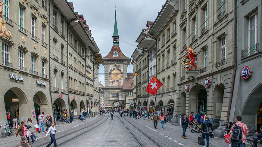 Switzerland must improve the way it addresses corruption risks within the government and law enforcement authorities