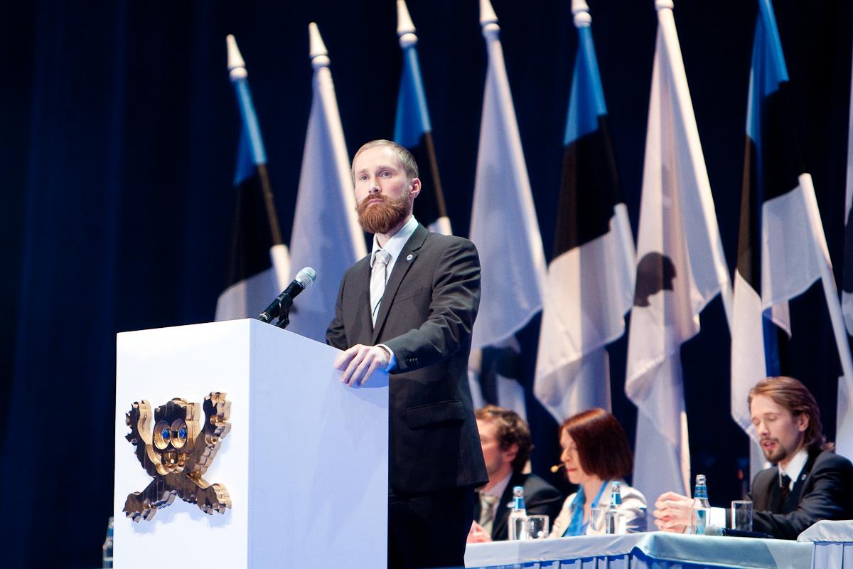 Poliitilise teatri mõjud. „Suur osa poliitilisest eliidist uskus siiralt turunduslikku juttu, mida nad rääkisid.“