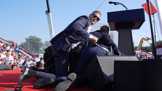 Republikánsky kandidát na prezidenta, bývalý...