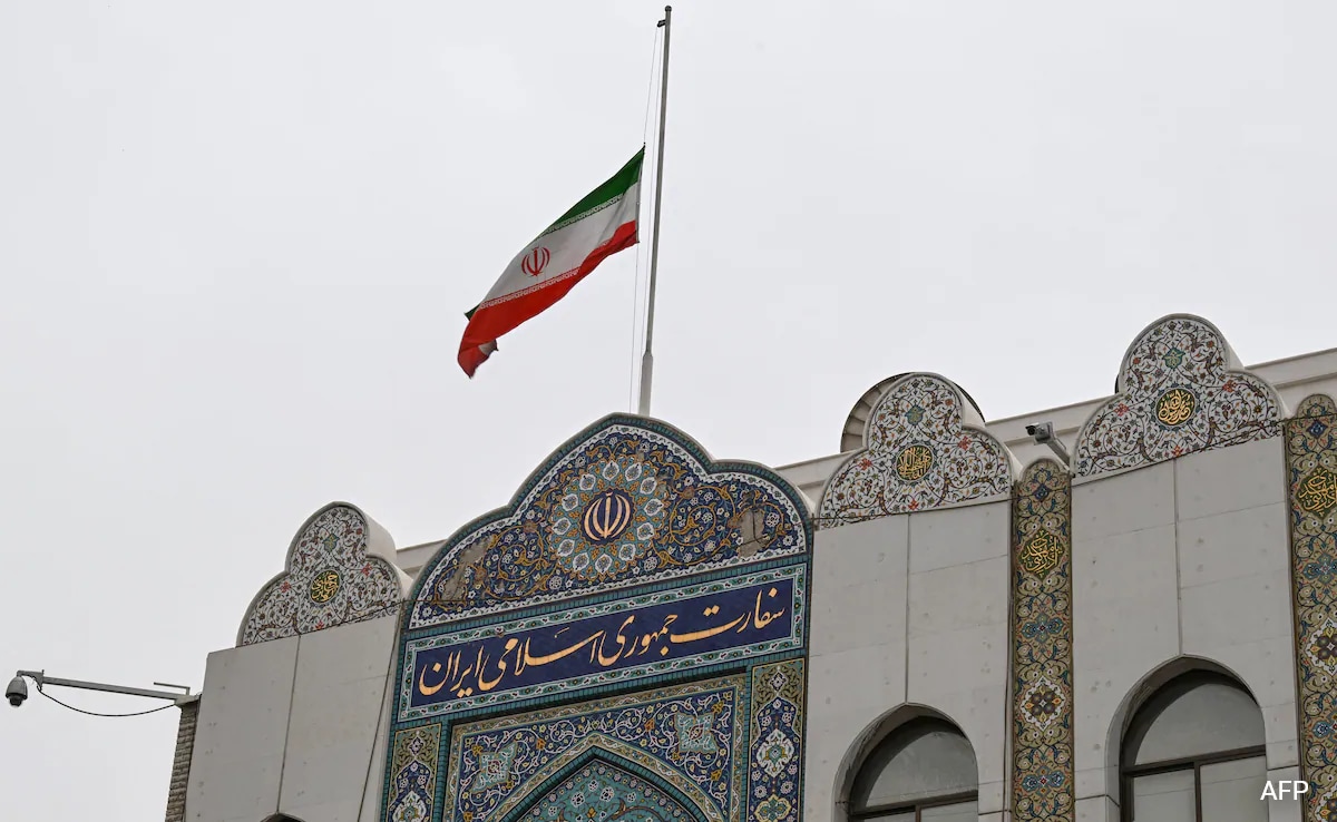 Iran Says May End Nuclear Arms Ban If Sanctions Reimposed