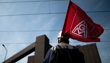 IG Metall verkündet Durchbruch im Tarifstreit | NDR.de - Nachrichten