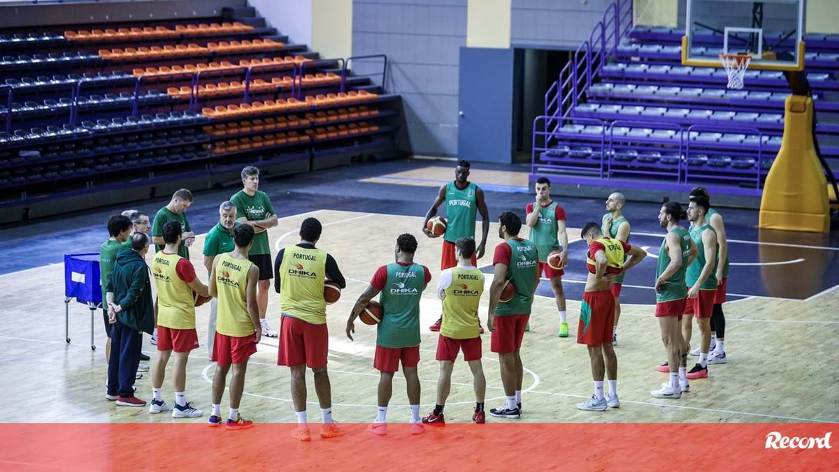 Qualificação Eurobasket'2025: Portugal joga sem Neemias mas está confiante - Basquetebol