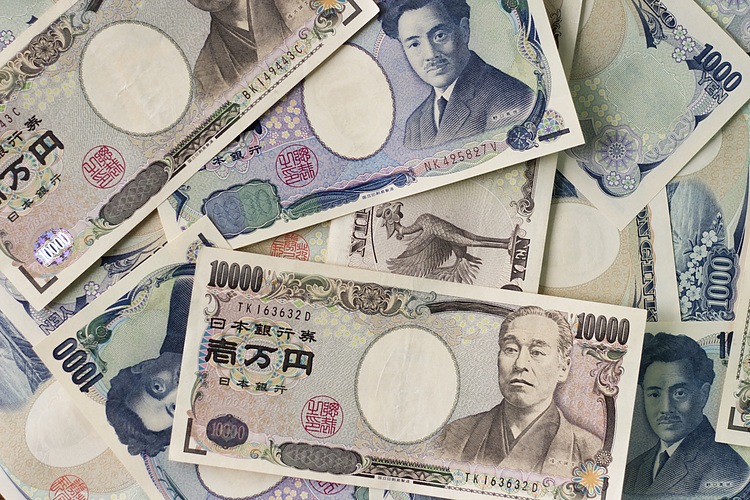 Quiet start to week as focus remains on geopolitics, central bank speak
