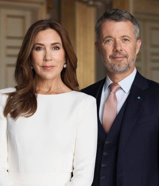 New Official Portraits of King Frederik and Queen Mary of Denmark.