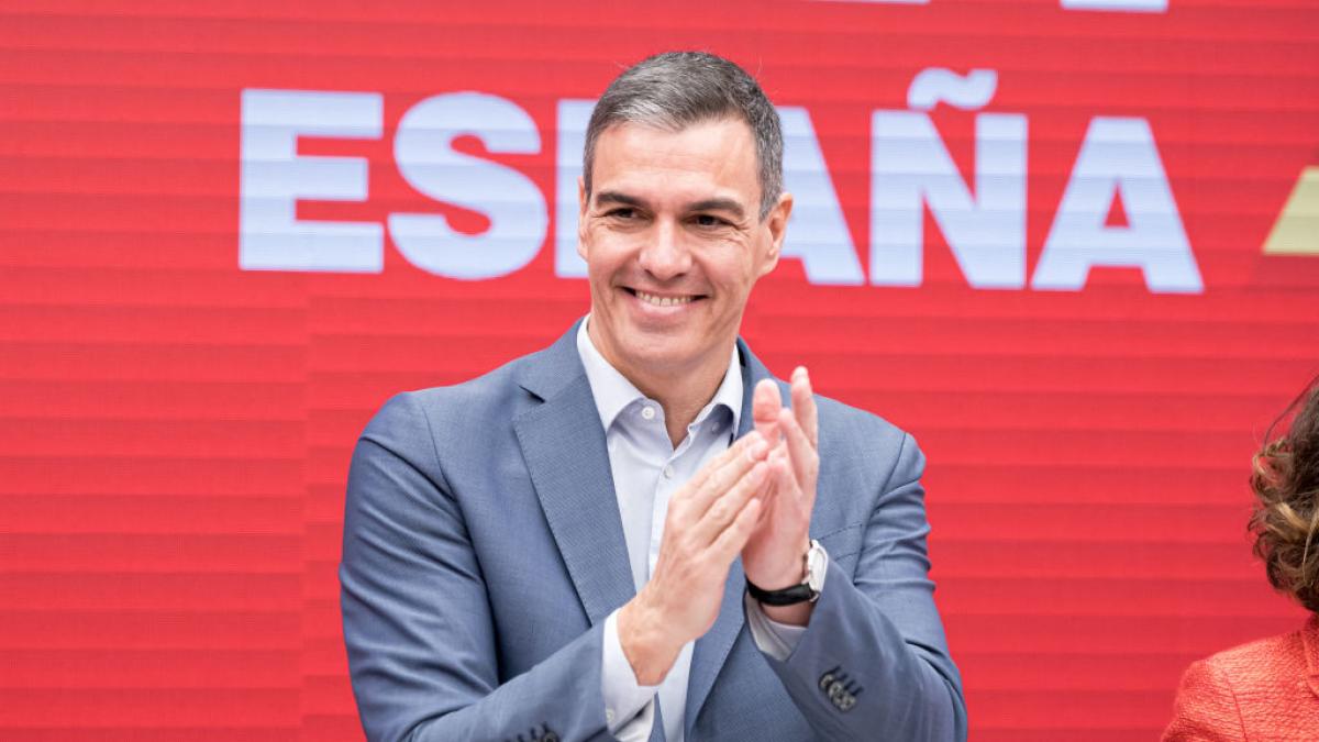 España adelanta por la izquierda