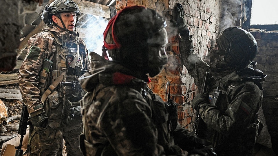 Ukraine-News: Russische Streitkräfte nehmen in Kursk Briten fest