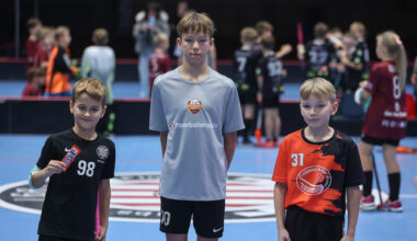 Latvijas Florbola savienība » LV » 2024/2025 » Jaunumi » Florbola laukumā cīnās jaunie liepājnieki, slampenieki un irlavnieki