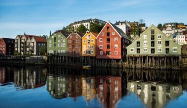 Elevate Your Remote Team’s Potential with Up Norway’s Customized Retreats – Adventure-Filled Getaways in Norway’s Majestic Fjords, Authentic Villages, and Dynamic Creative Spaces