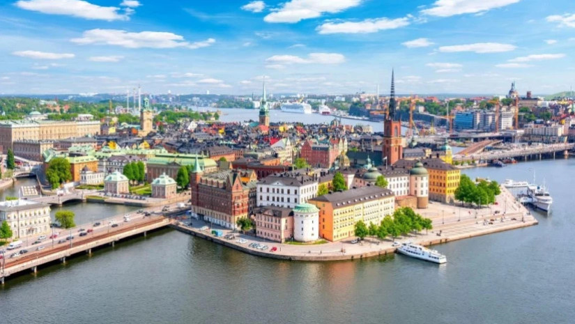 Sweden expands parental leave to grandparents and friends