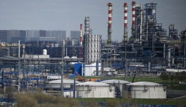 EU to unveil delayed Russian energy phase-out plan by May 6