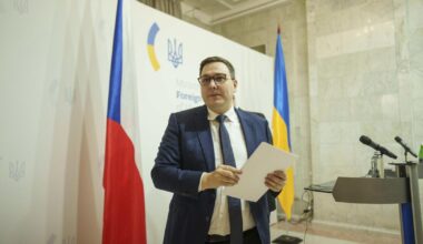 NATO, Ukraine set emergency talks after Russian hypersonic missile attack