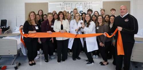 McHenry High School offers new certified nursing assistant class to biomedical science program