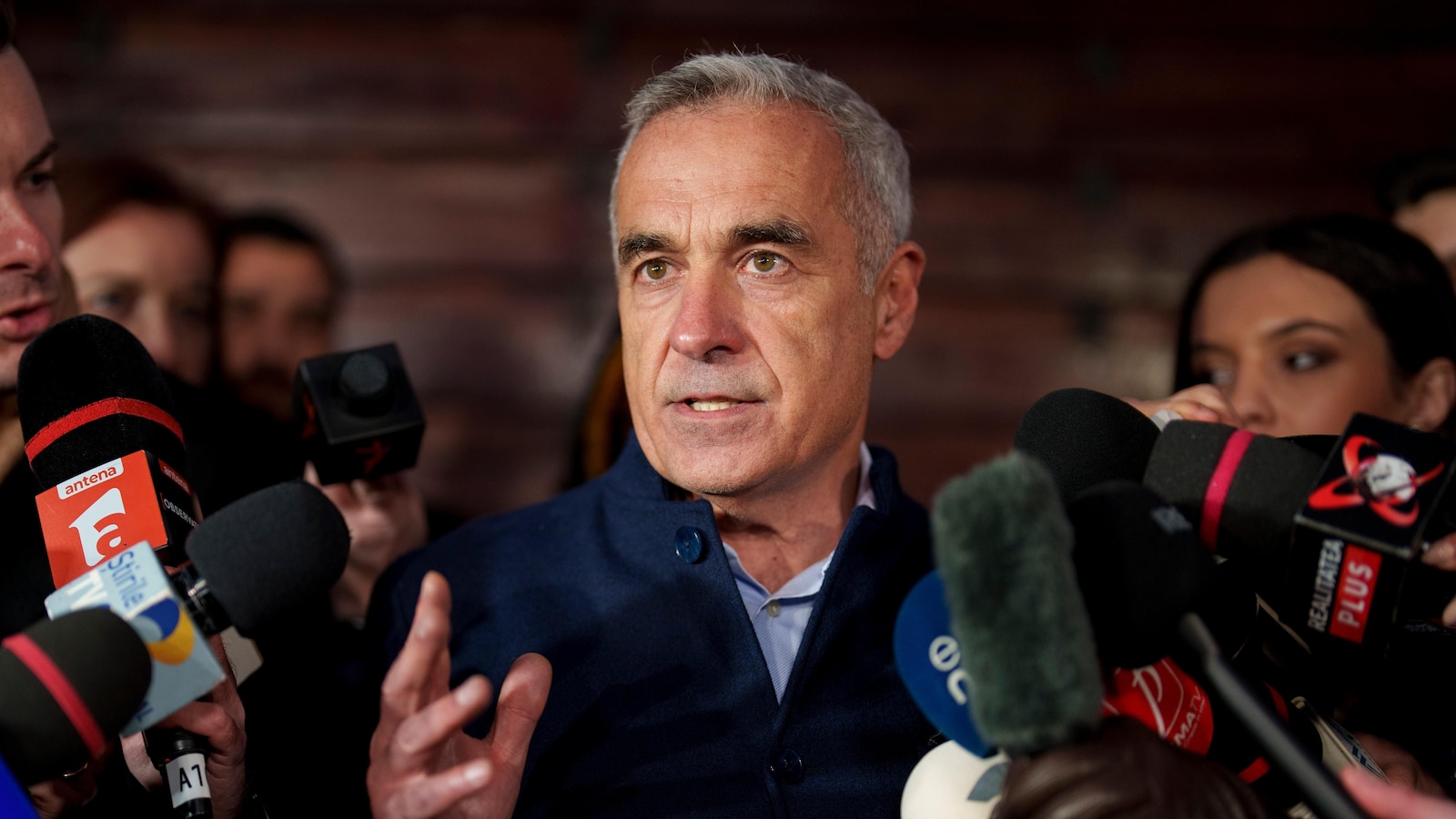 Romanian court orders recount of first-round election won by far-right outsider
