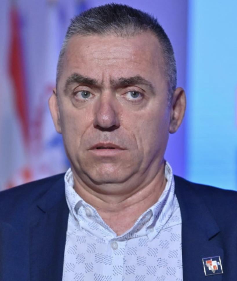 Kako da ne štrajkaju kada ovaj obućarski tehničar ima netto preko 2200 €