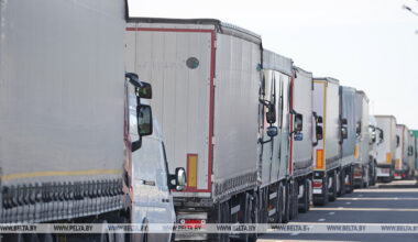Some 550 trucks queuing up at Belarusian border to enter Latvia