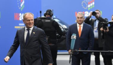 Polish Prime Minister Donald Tusk (L) and Hungarian counterpart Viktor Orban (Ferenc ISZA)