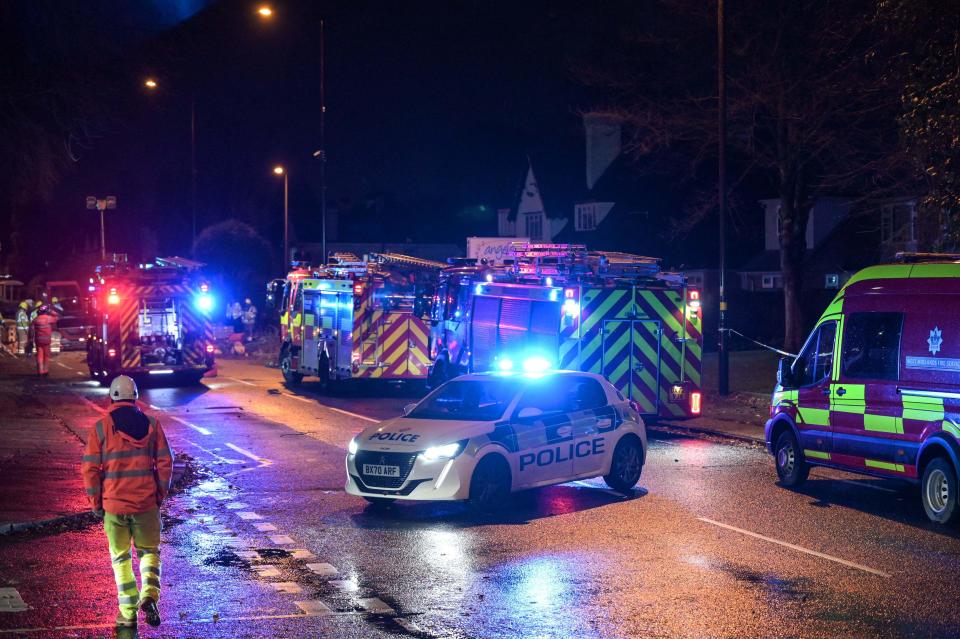 NOTE TO EDITORS - Death confirmed by police officer on scene. - Sutton Road, Erdington, Birmingham 7th December 2024 - A man has died after his car was hit by a falling tree during strong Storm Darragh winds on Sutton Road at the junction of Silver Birch Road in the Erdington area of Birmingham on Saturday afternoon. Firefighters including members of USAR and ISAR, Urban/International Search and Rescue, who are often sent to major disasters overseas were this evening cutting the tree away from the vehicle to recover the unidentified man. Credit: British News and Media/Alamy Live News WEST MIDL