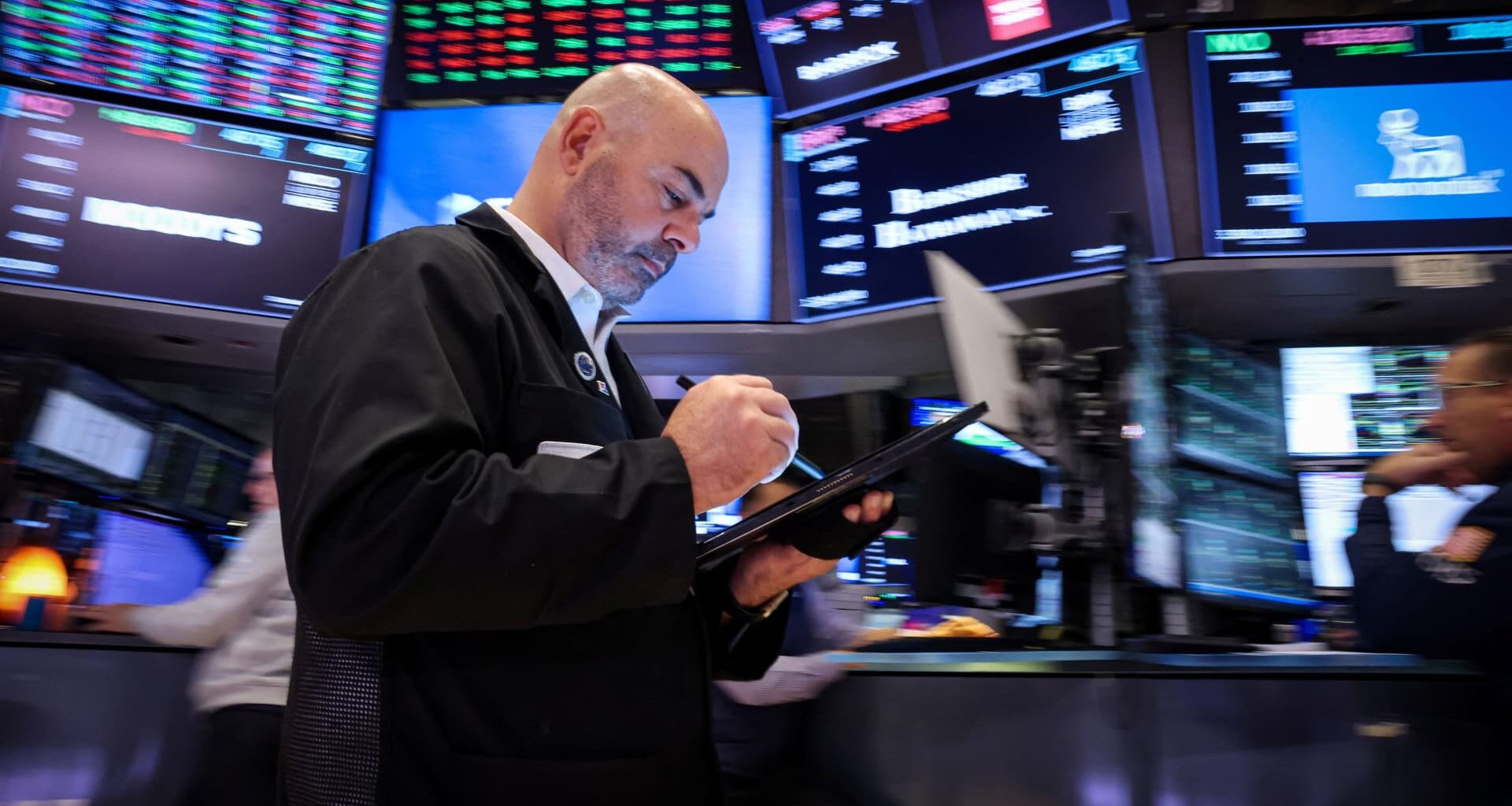 Stock market today: Live updates