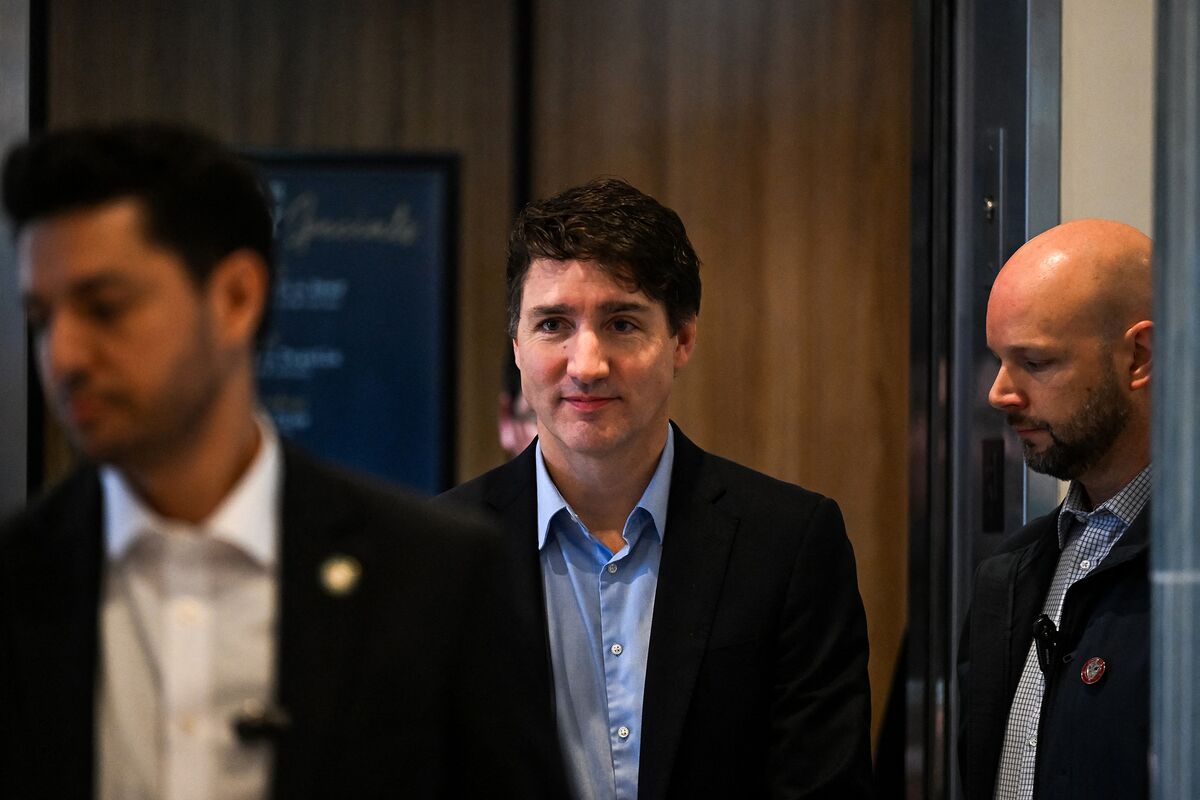 Trump Says Trudeau Pledged Action on Border After Tariff Threat