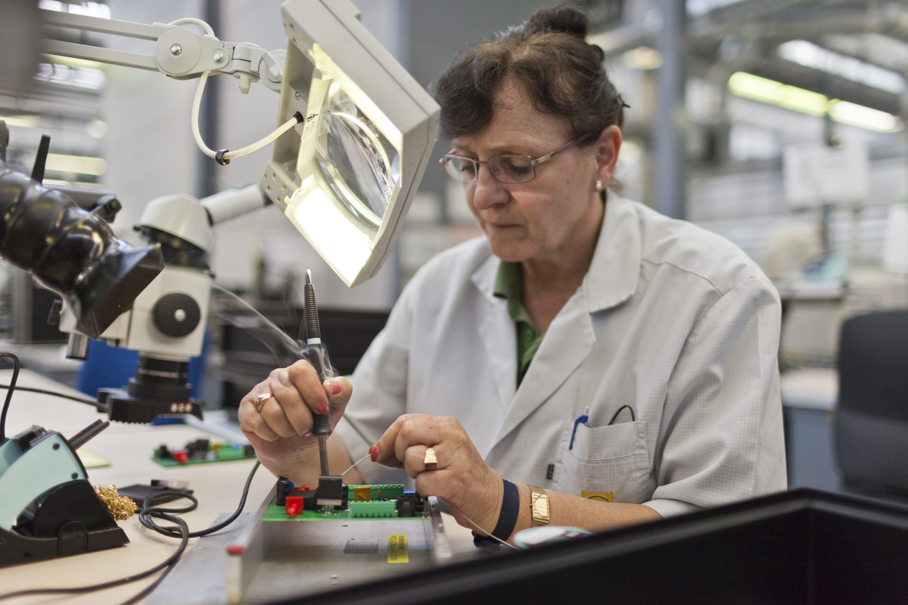 Une femme travaille chez Siemens