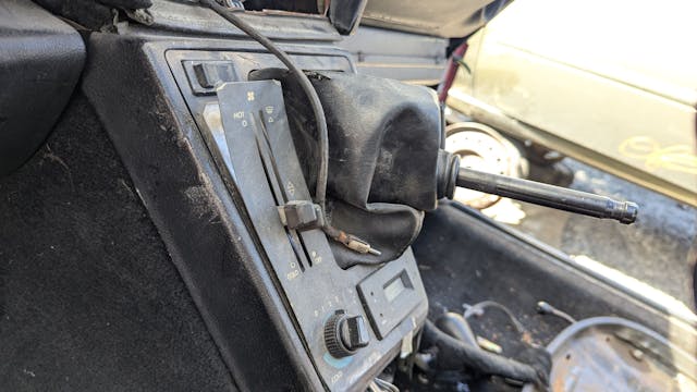 1987 Alfa Romeo Spider interior shifter closeup side