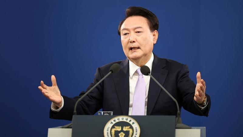 Sør-Koreas president innfører militær unntakstilstand