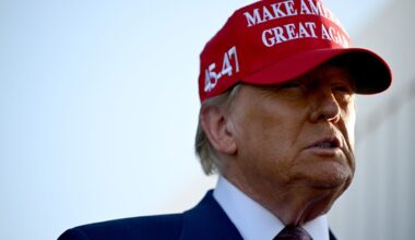 Trump Fires Early Warning Shot at Dollar’s Would-Be Challengers