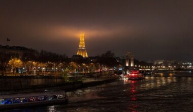 World Economy Latest: French Government Toppled Over Budget Dispute