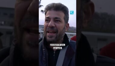🇸🇾 Les #Syriens célèbrent la fin du régime de #BacharelAssad • FRANCE 24