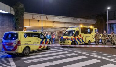 Man met vermoedelijke schotwond overleden in Amsterdam-Oost