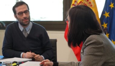 El Gobierno acumula ya año y medio de retraso en la renovación de la CNMC para repartir sillones con sus socios tras zanjar 'in extremis' la de la CNMV - El Mundo