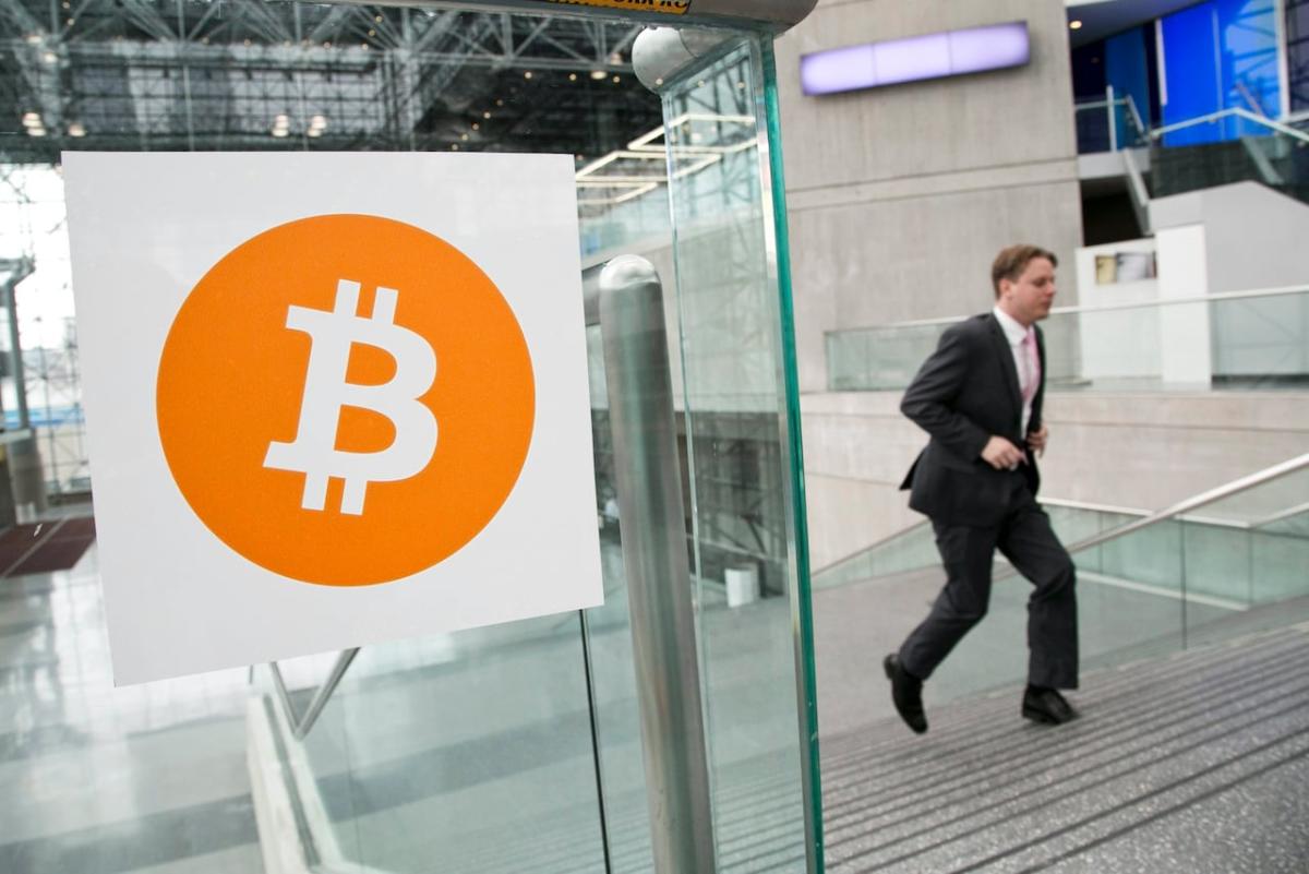 Vancouver council passes mayor's motion to make city 'bitcoin-friendly'