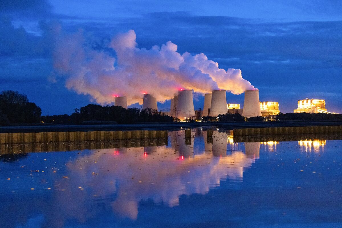 Germany Losing Time to Replace Coal as Berlin Scraps Gas Plan