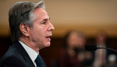 Blinken Asks Iraqi Leader to Prevent Iran Arms Flow to Syria