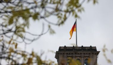 Germany’s ‘Debt Brake’ Backed by Conservatives in Election Plan