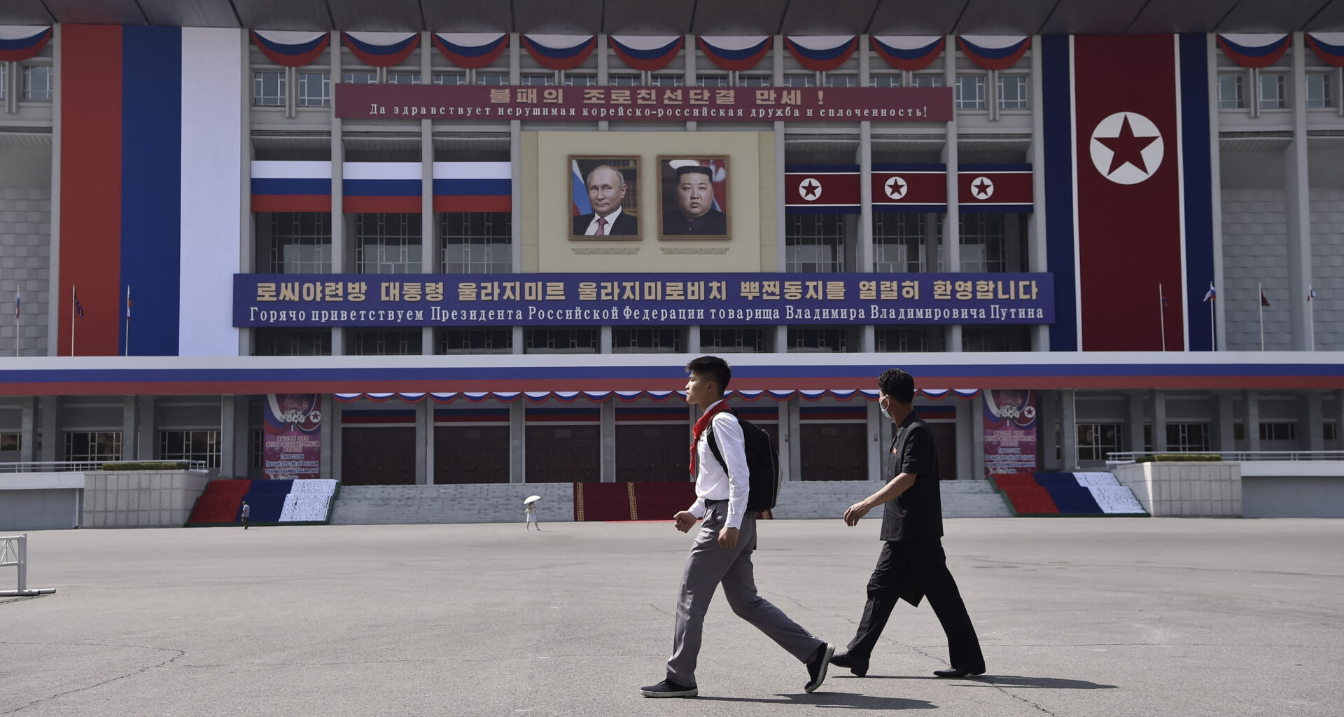 Putin visits North Korea