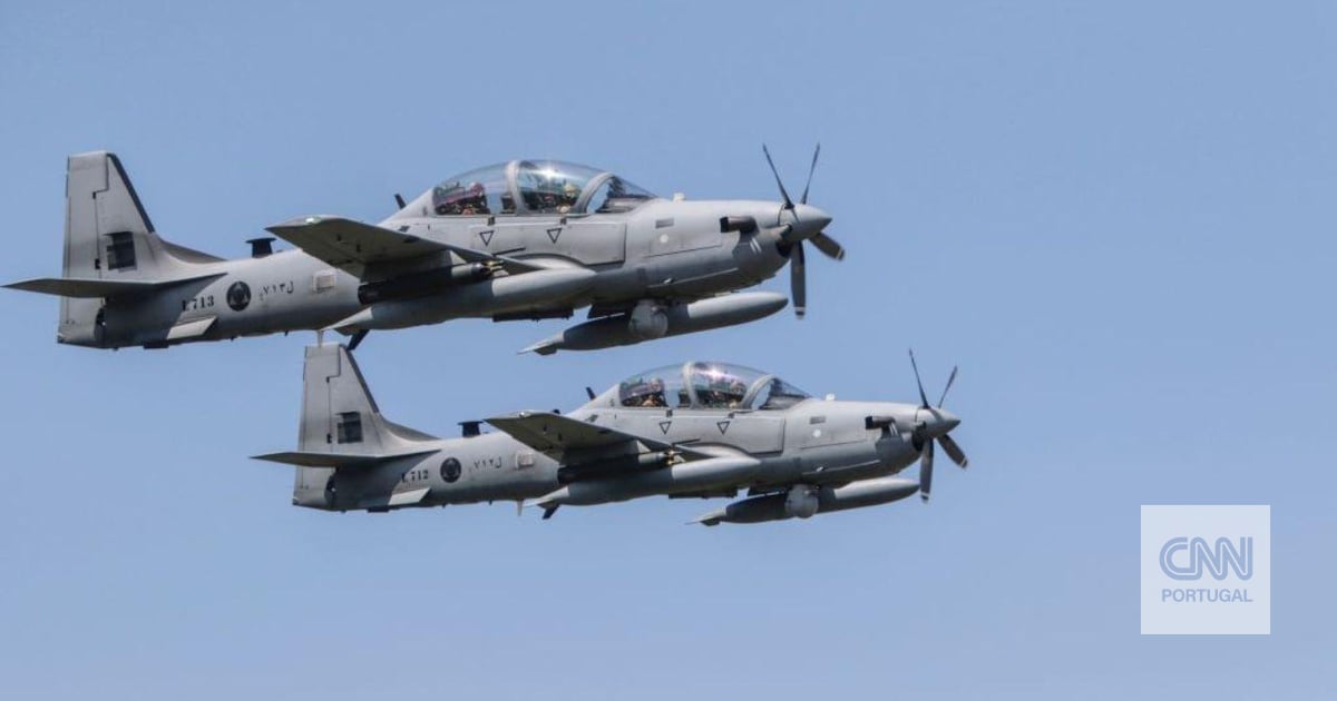 São “a arma certa para o alvo certo”, cada hora deles custa 1.000€: estes são os 12 aviões turboélice que Portugal comprou