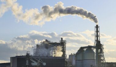 Japan to cut 60% of emissions by FY2035, but experts call for more